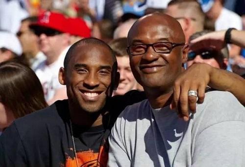 与华盛顿的 与华盛顿的